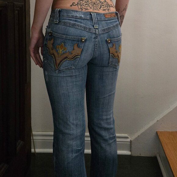 Y2K low rise flare jeans with patterned pockets - Picture 4 of 12